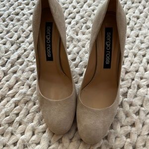 Sergio Rossi Size 41Light Beige Round Toe Pump- 3.5 heel